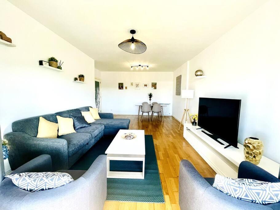 Airport Expo Apartment Лиссабон Экстерьер фото